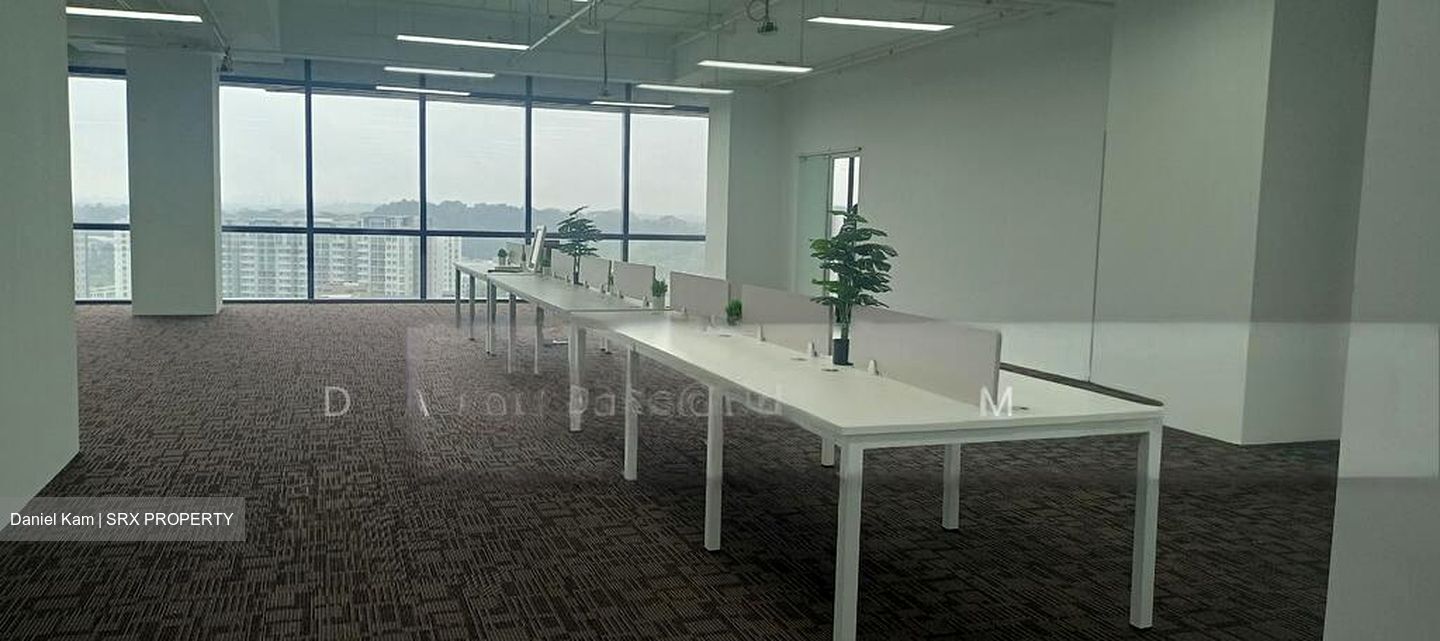 New Upper Changi Road (D16), Factory #575444911